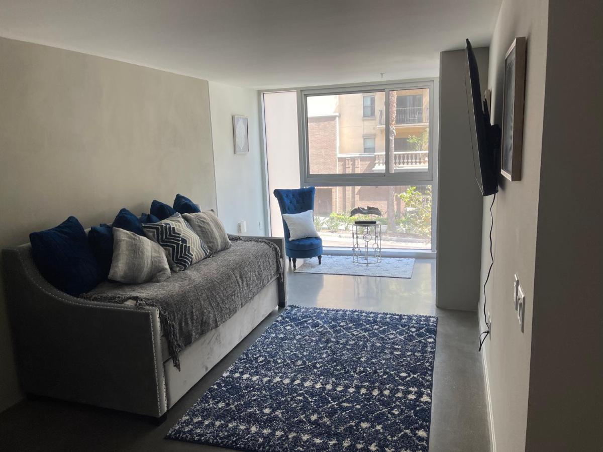 Dtla Home Away Лос-Анджелес Экстерьер фото
